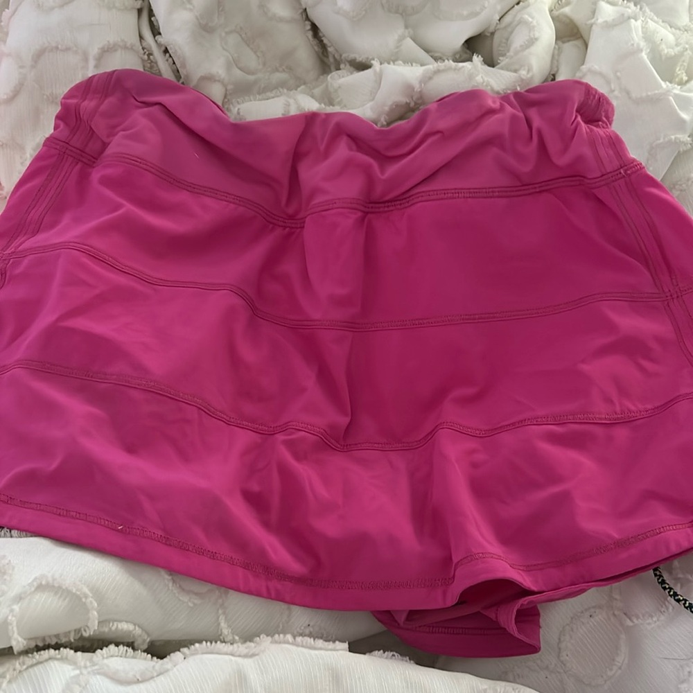 Lululemon pink pace rival skirt